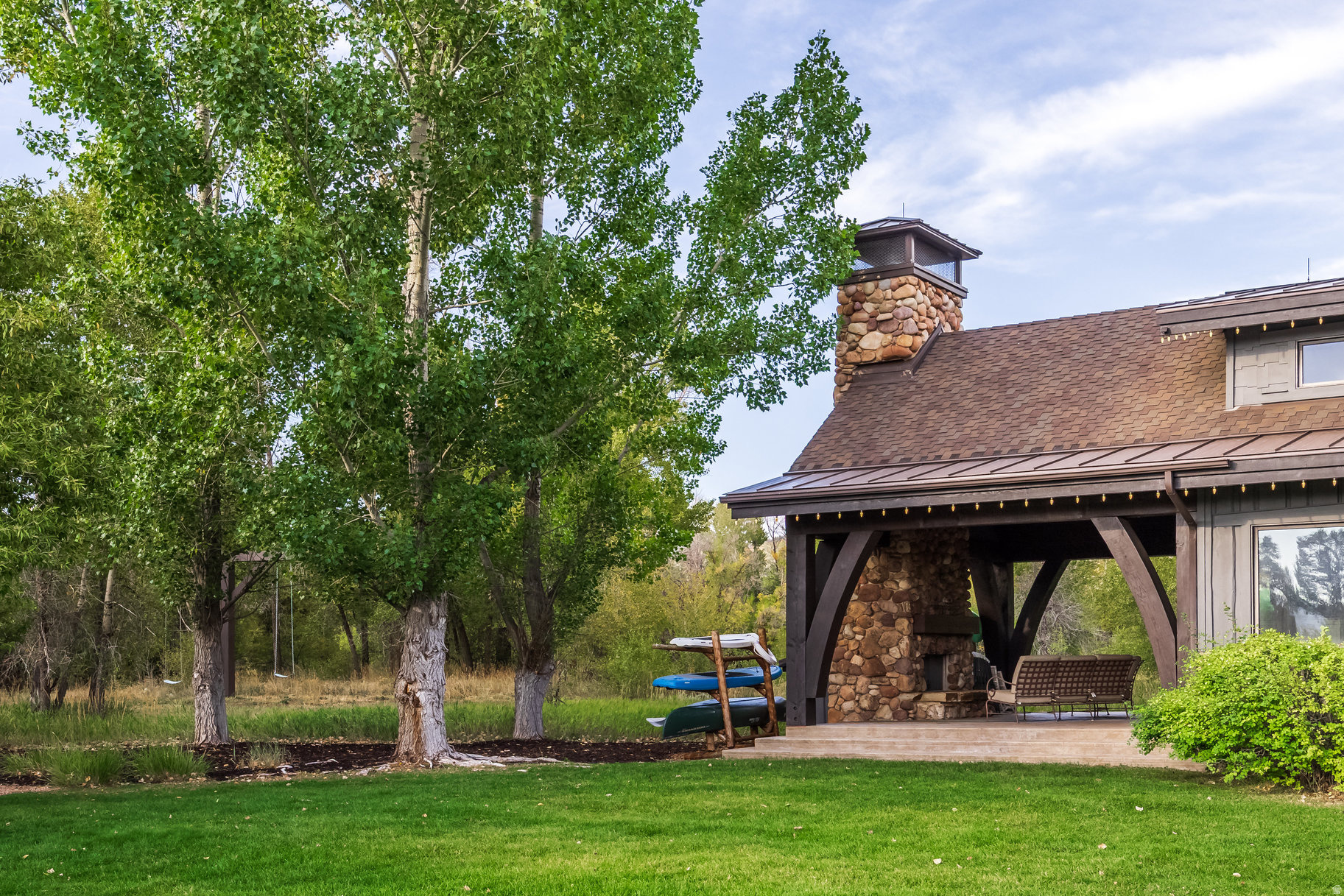 OAKLEY TOWN (BOULDERVILLE) - Residential