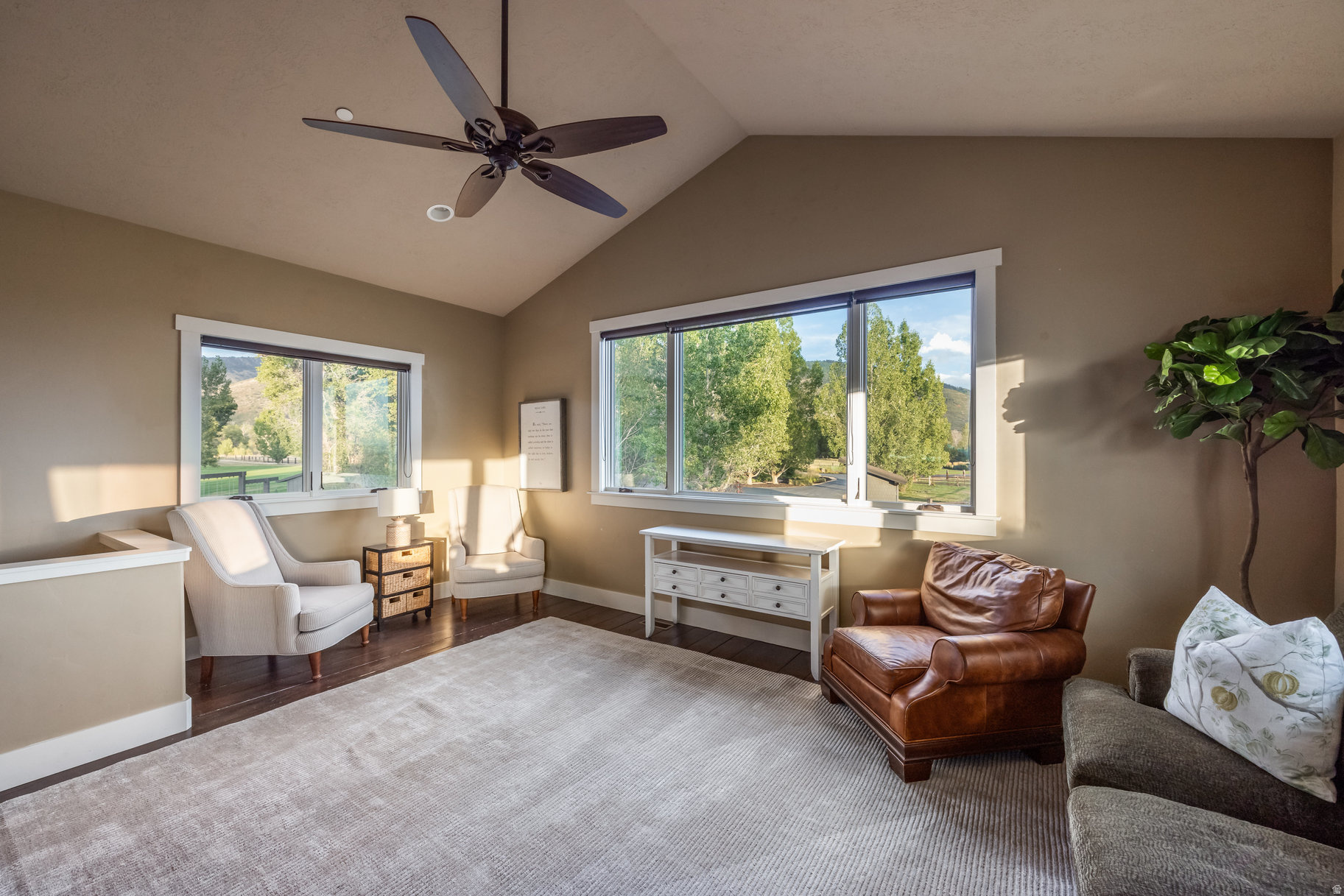 OAKLEY TOWN (BOULDERVILLE) - Residential