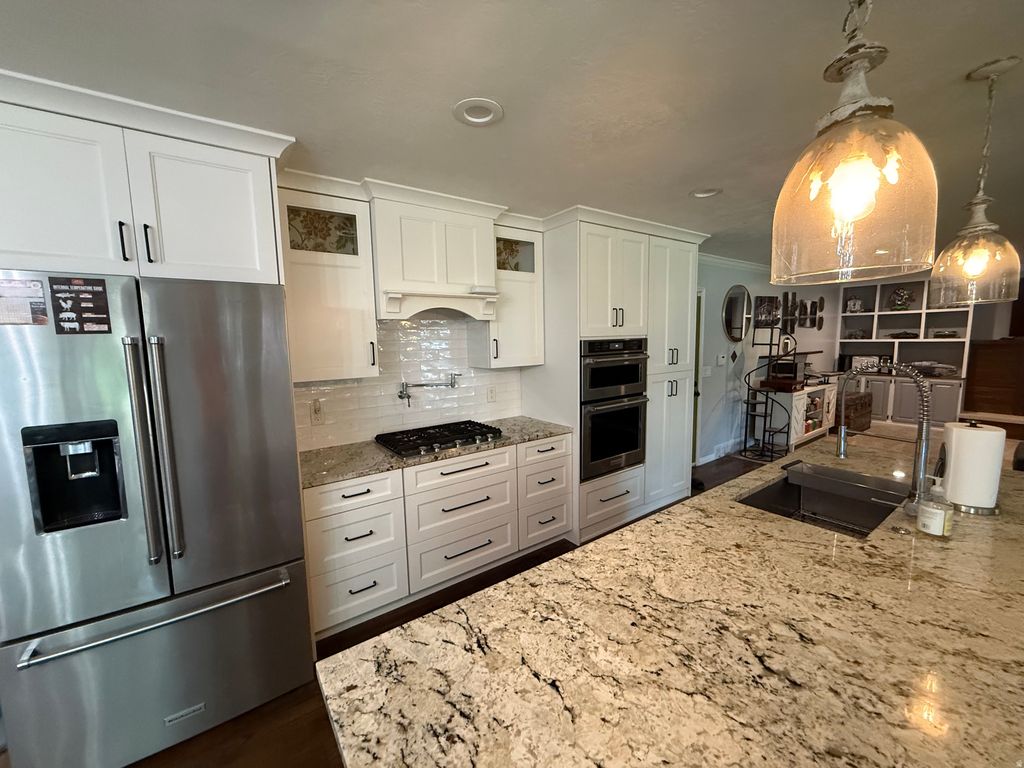Photo of 780 W WALDEN HILLS DR, Murray, UT 84123 (MLS # 2164449)