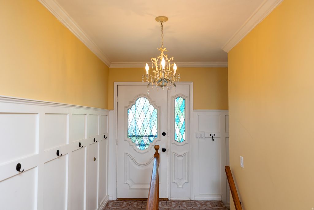 Photo of 780 W WALDEN HILLS DR, Murray, UT 84123 (MLS # 2164449)