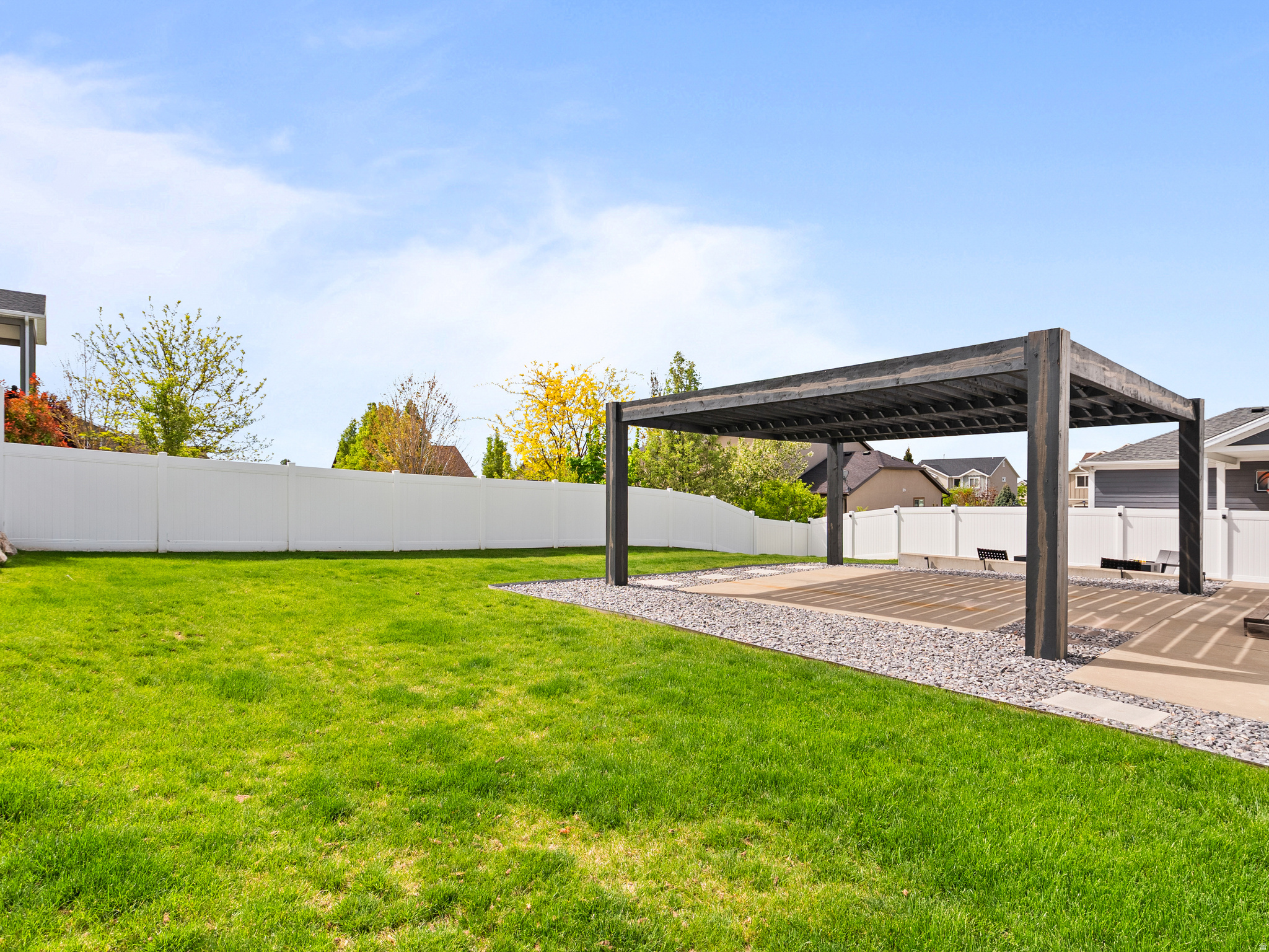 MAPLE HOLLOW - Residential