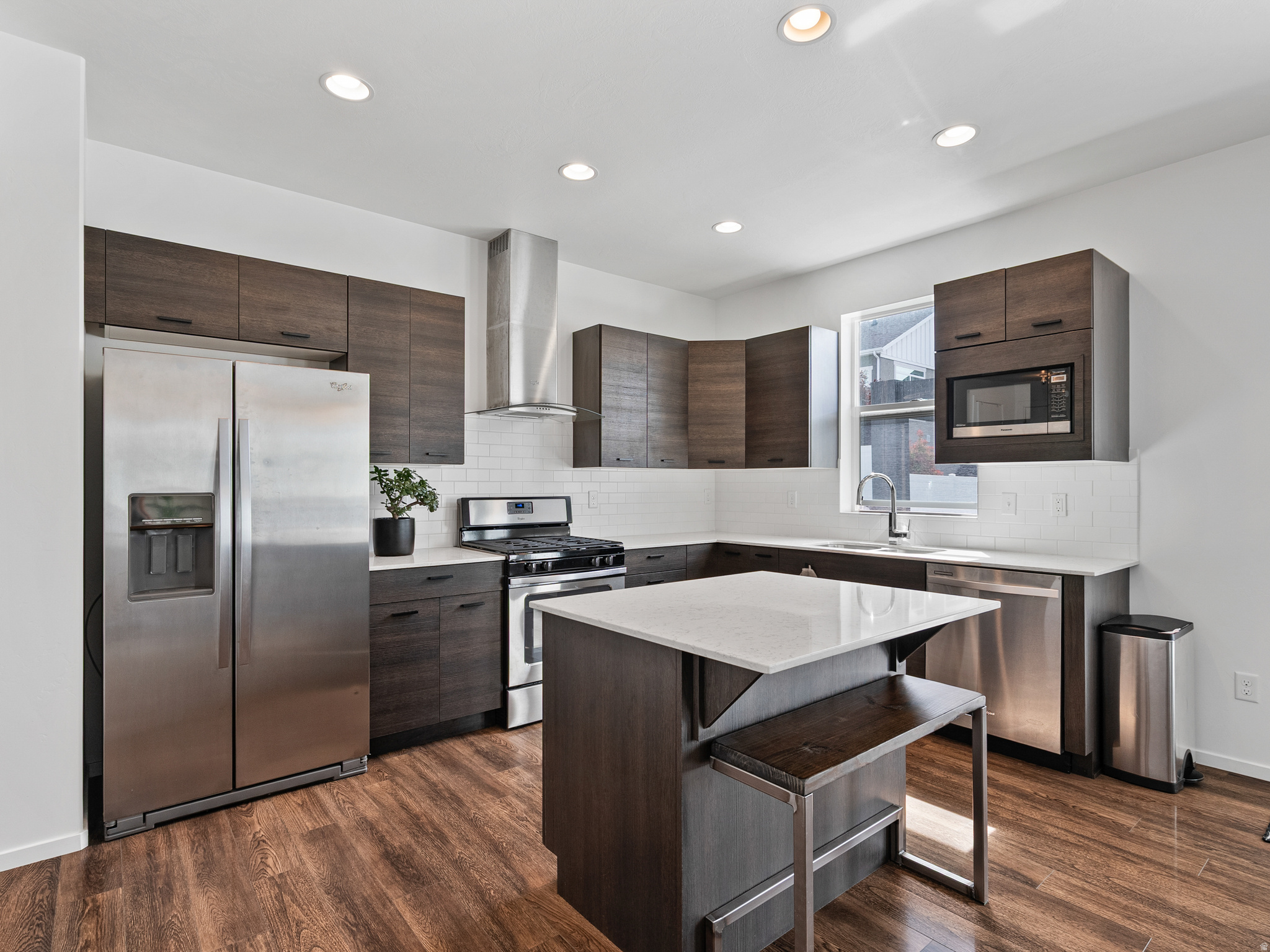 MAPLE HOLLOW - Residential