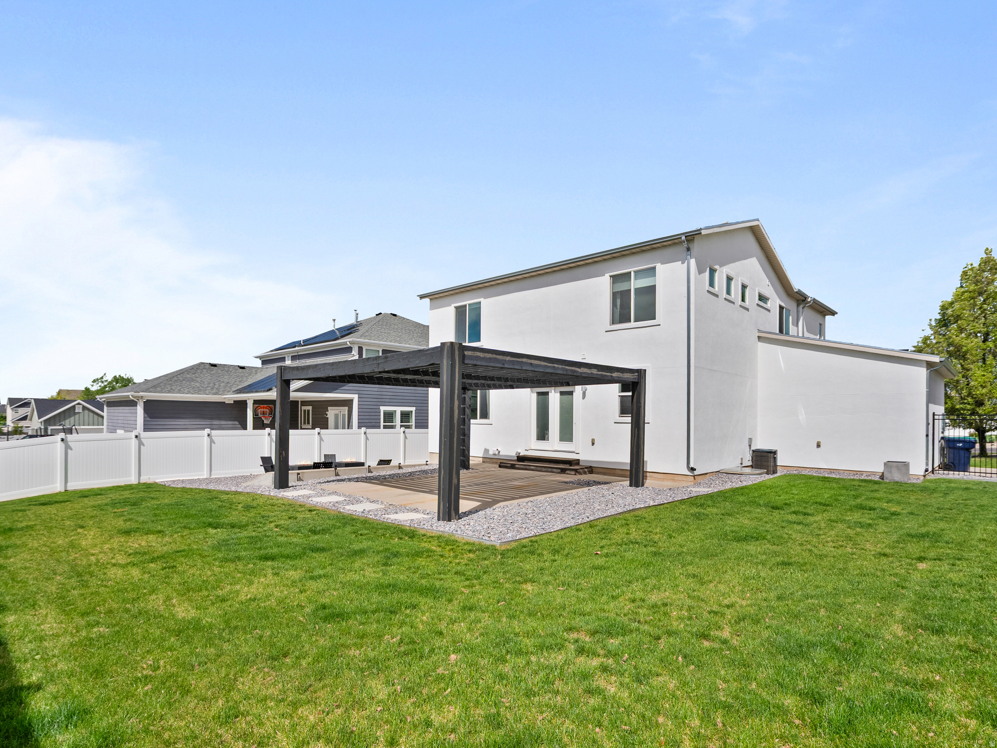 MAPLE HOLLOW - Residential