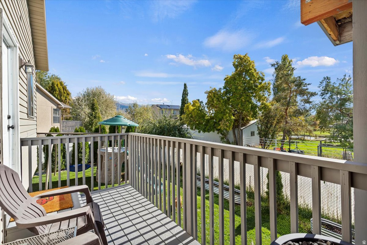 BRIARWOOD HOLLOW - Residential