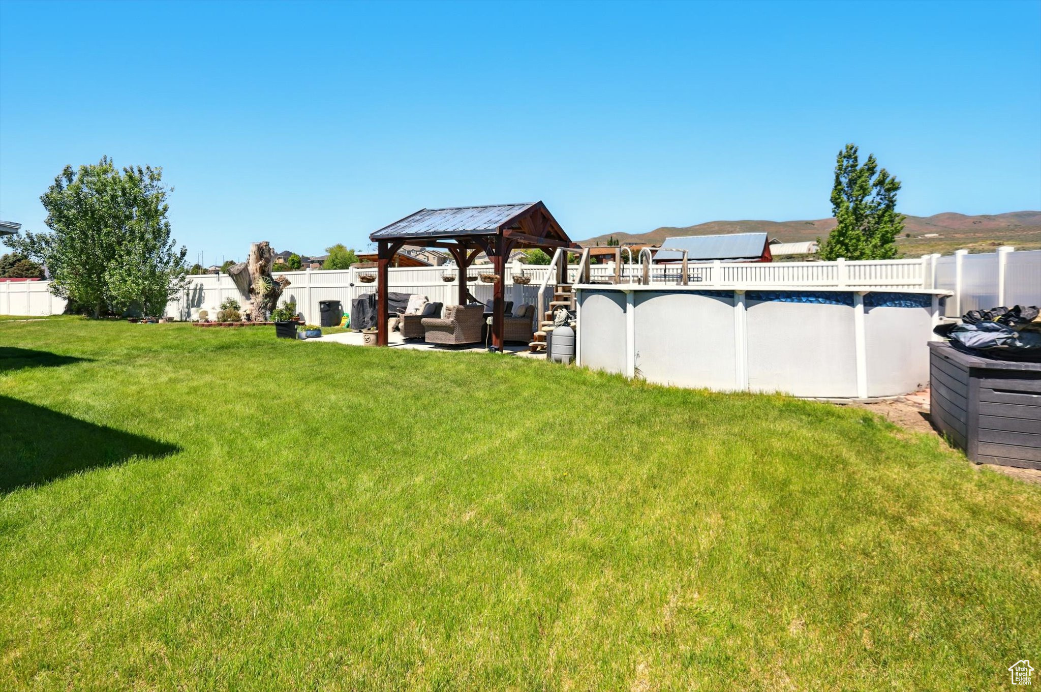 Tremonton, Utah 84337, United States, 3 Bedrooms Bedrooms, ,2 BathroomsBathrooms,Residential,Active,182203