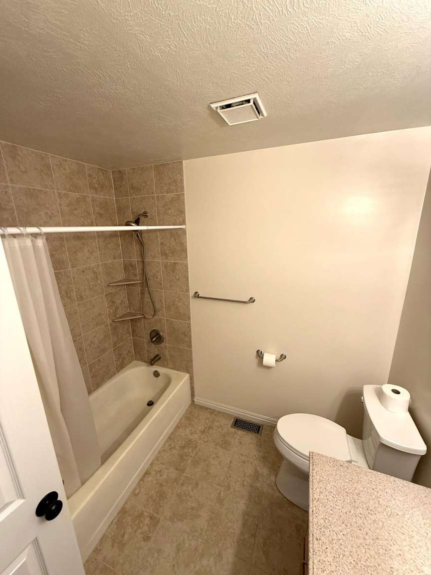 COUNTRY ESTA - Residential