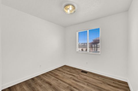 Tiny photo for 3727 N N SUMMER WAY E, Eagle Mountain, UT 84005 (MLS # 2158555)