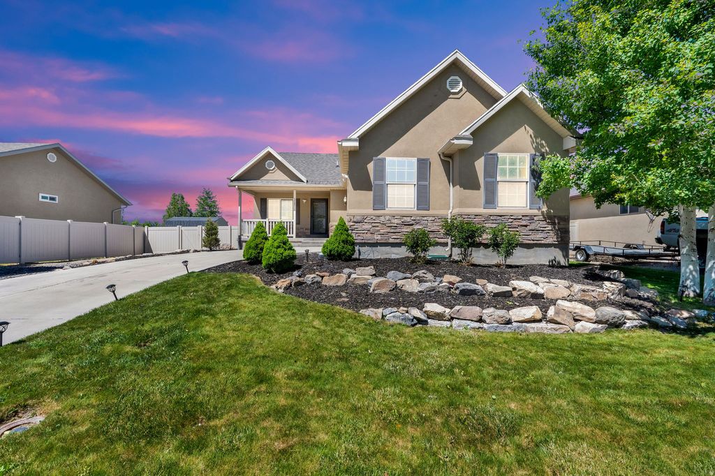 Photo of 3727 N N SUMMER WAY E, Eagle Mountain, UT 84005 (MLS # 2158555)