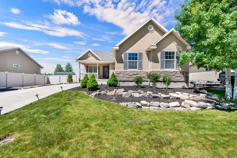 Tiny photo for 3727 N N SUMMER WAY E, Eagle Mountain, UT 84005 (MLS # 2158555)