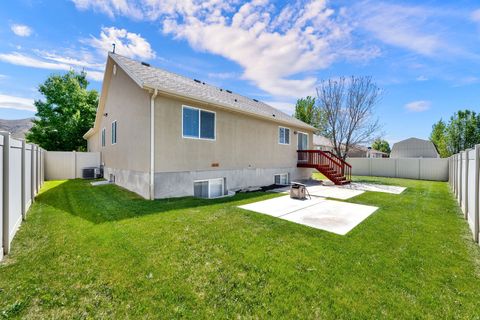Tiny photo for 3727 N N SUMMER WAY E, Eagle Mountain, UT 84005 (MLS # 2158555)