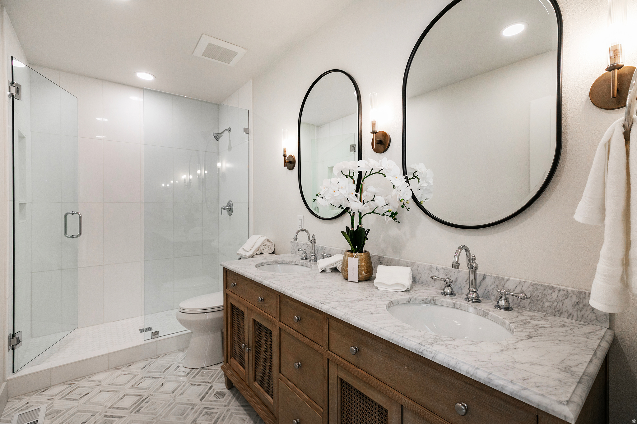 VALLEY HILLS ESTATES - Residential