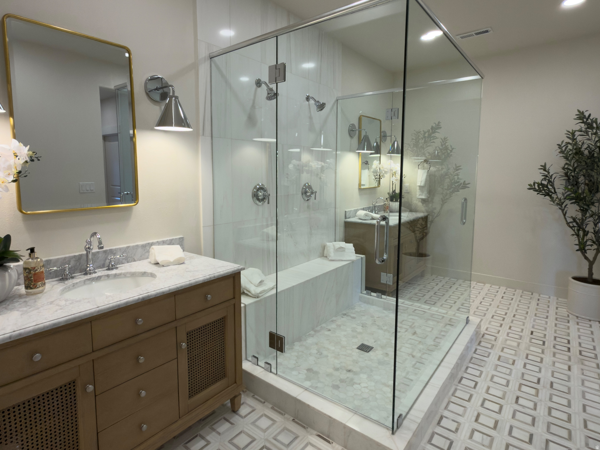 VALLEY HILLS ESTATES - Residential