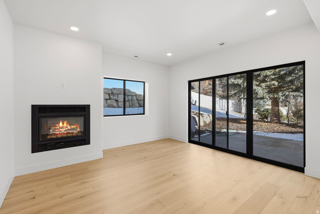 VALLEY HILLS ESTATES - Residential