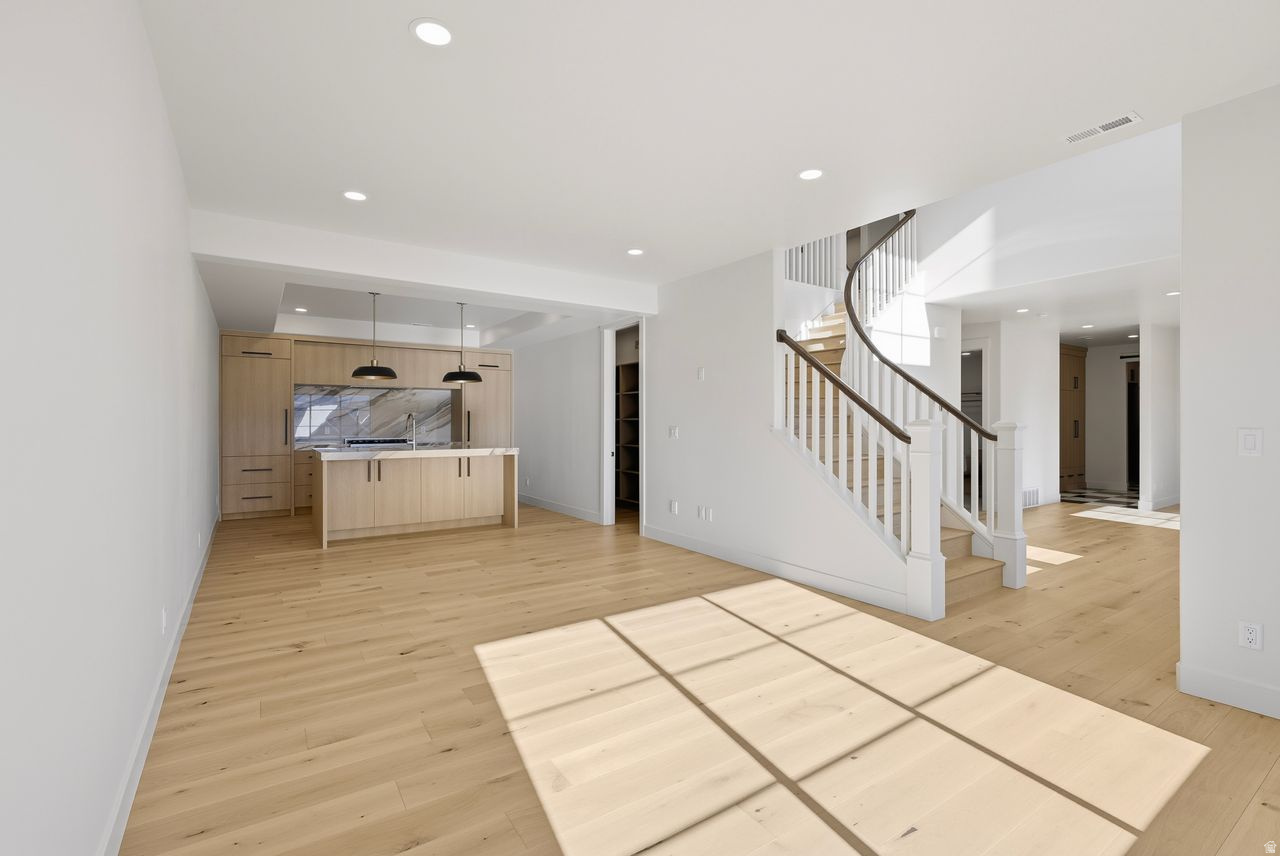 VALLEY HILLS ESTATES - Residential