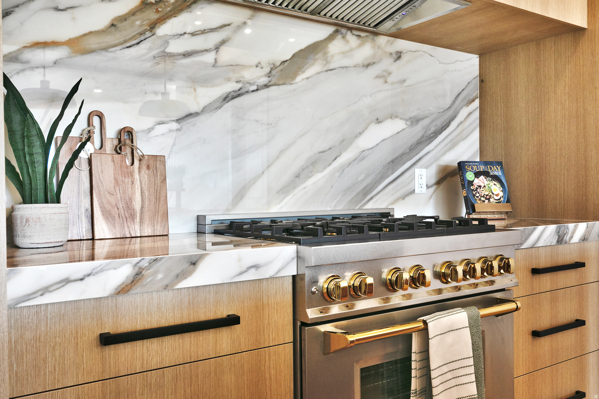 VALLEY HILLS ESTATES - Residential