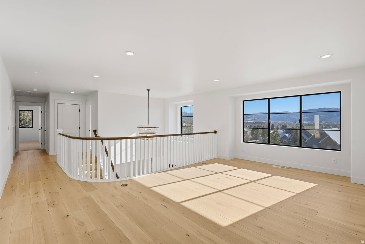 VALLEY HILLS ESTATES - Residential