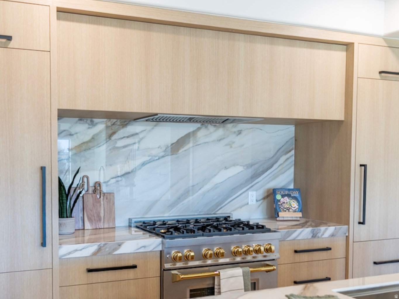 VALLEY HILLS ESTATES - Residential