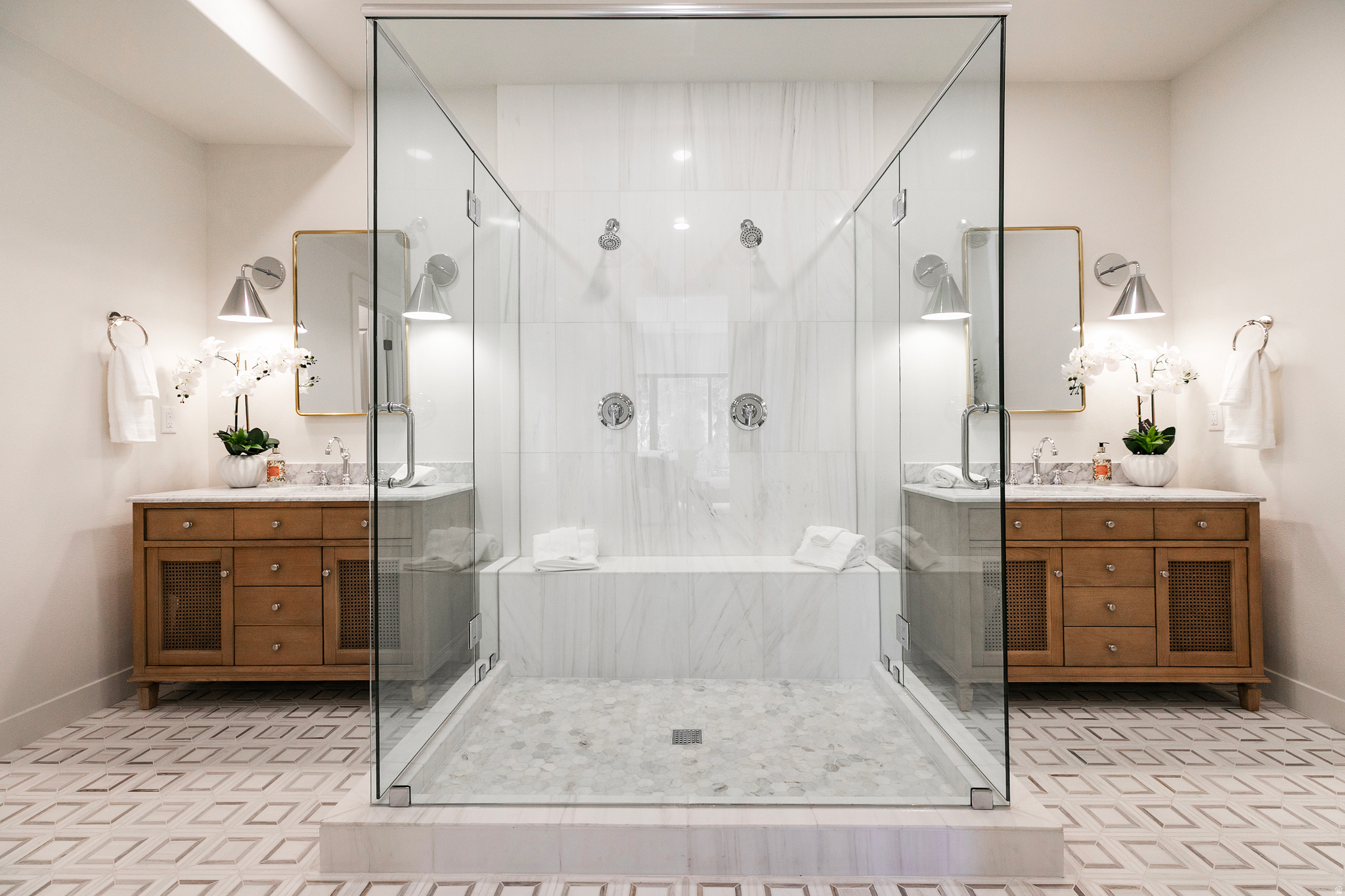 VALLEY HILLS ESTATES - Residential