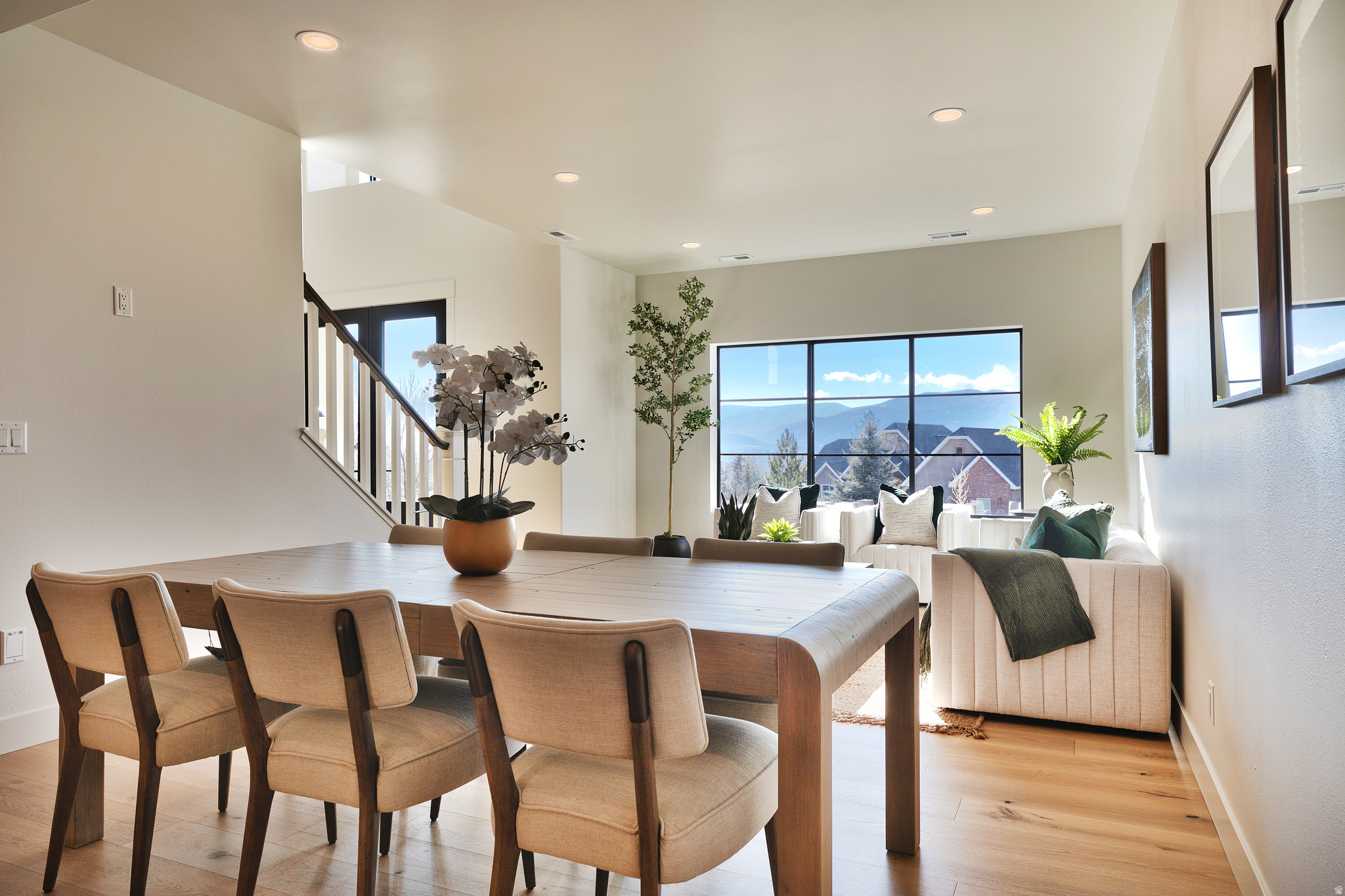 VALLEY HILLS ESTATES - Residential