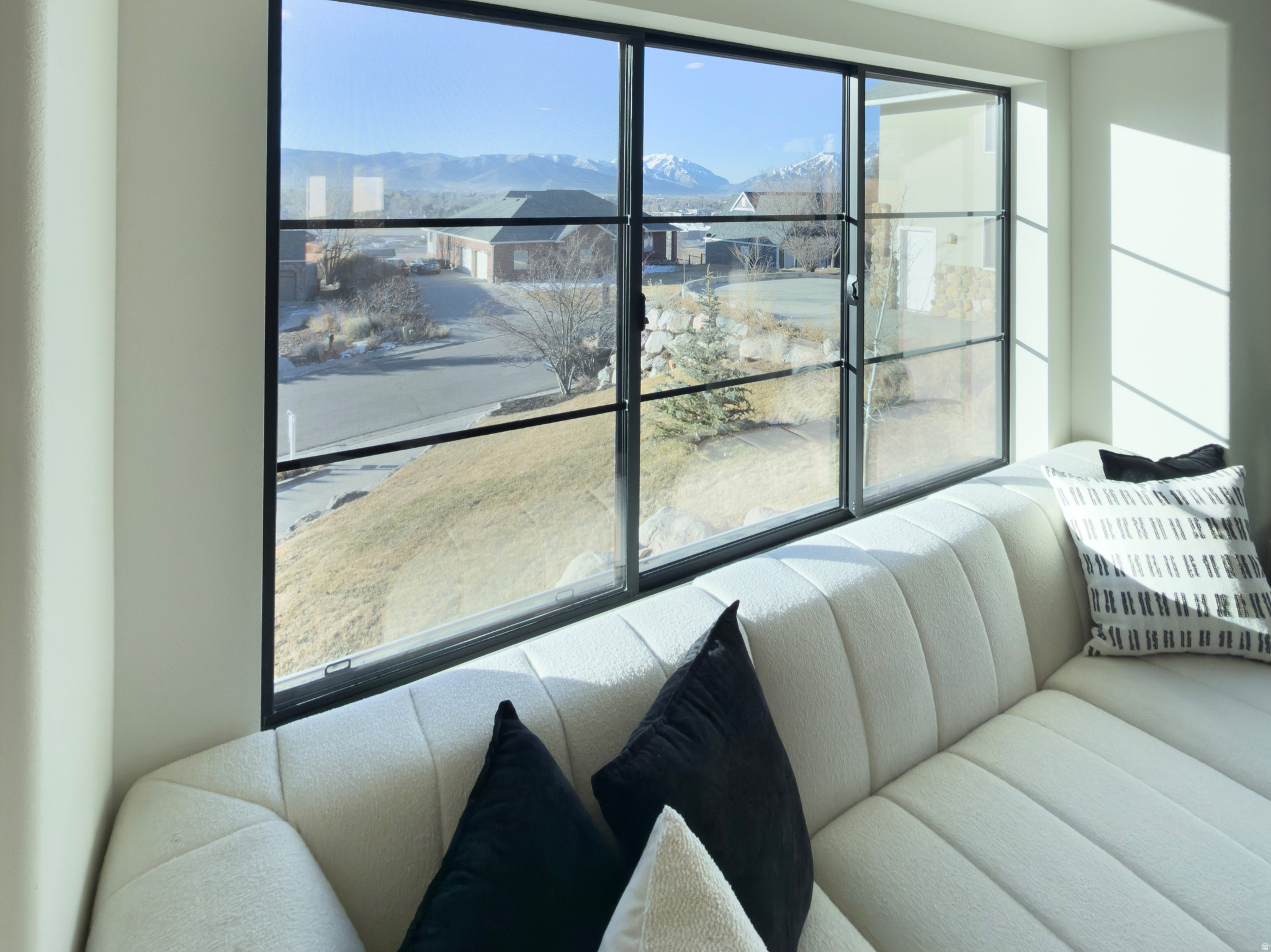 VALLEY HILLS ESTATES - Residential