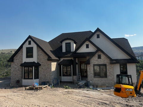Photo of 2628 E SHORTCUT DR, Draper (UT Cnty), UT 84020 (MLS # 2167437)