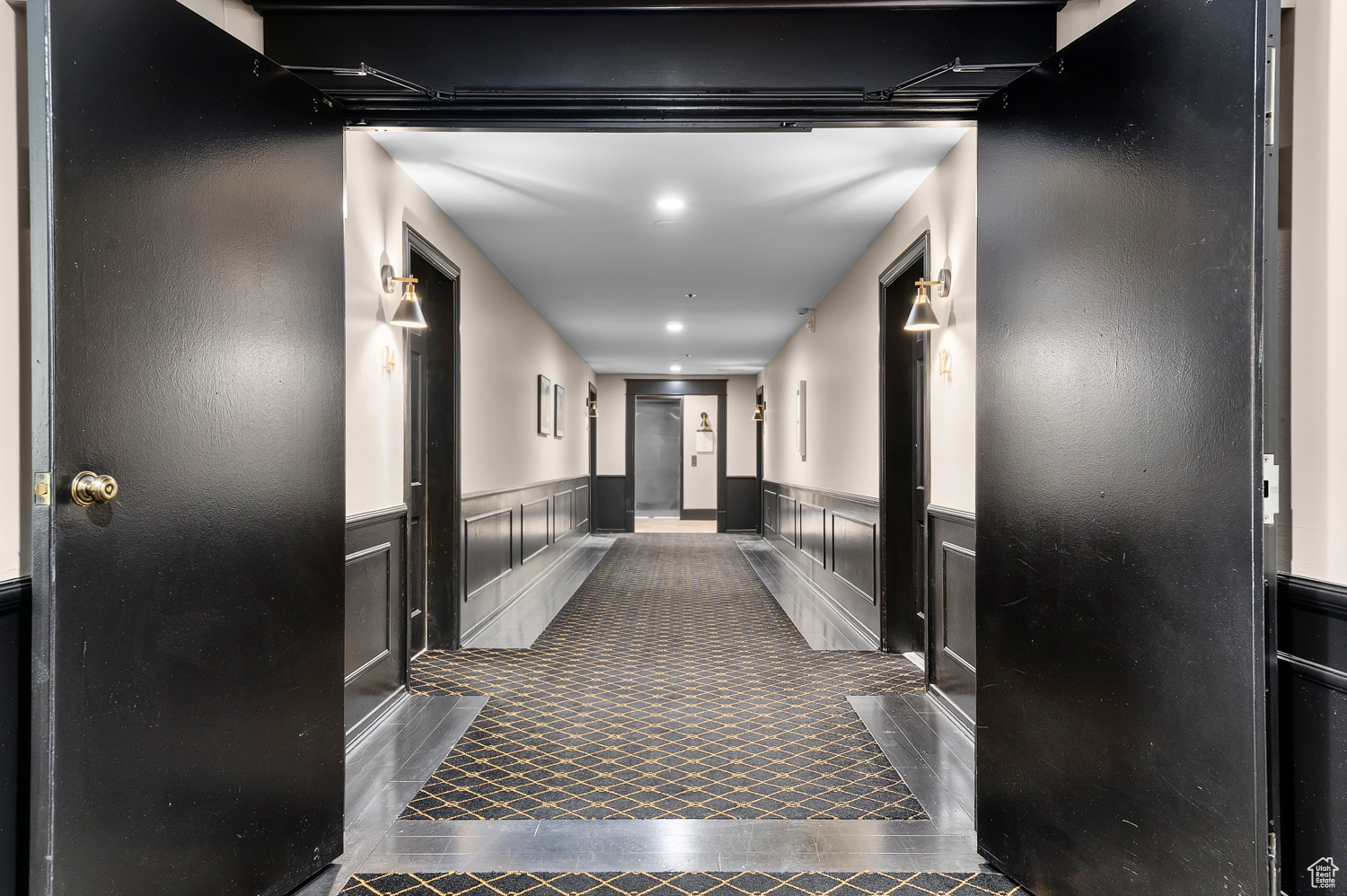 TREASURE MOUNTAIN - Residential