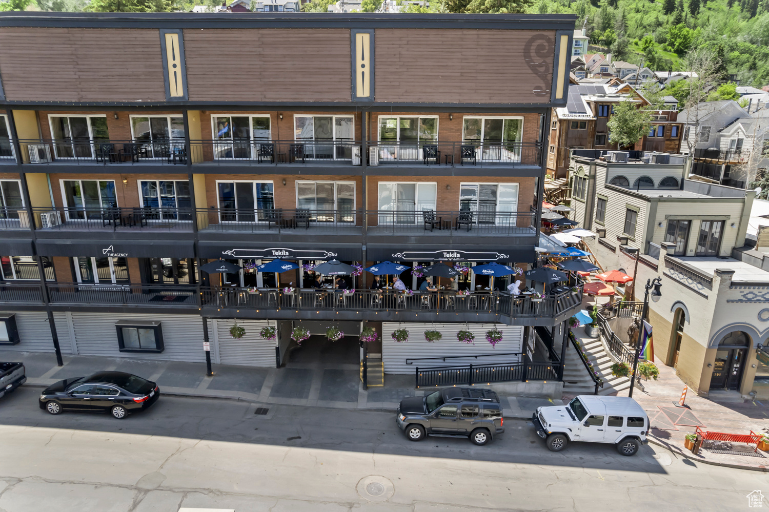 TREASURE MOUNTAIN - Residential