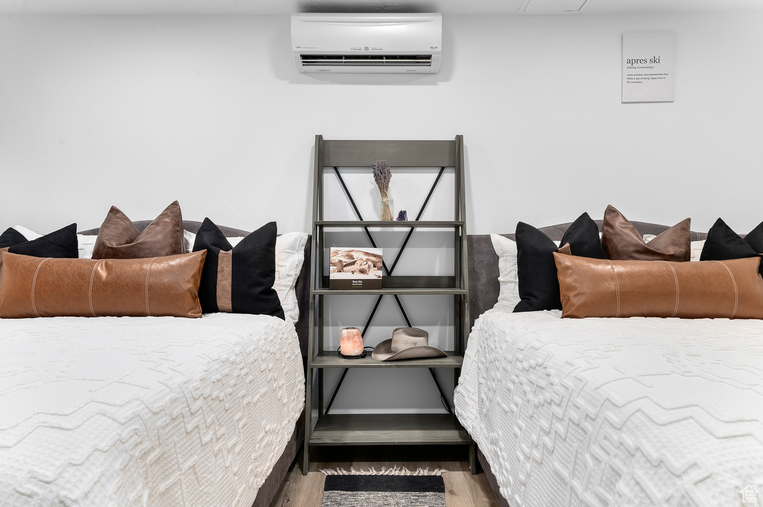 TREASURE MOUNTAIN - Residential