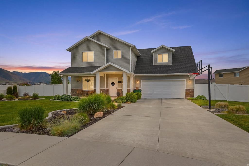 Photo of 1304 W 3260 S, Nibley, UT 84321 (MLS # 2179210)
