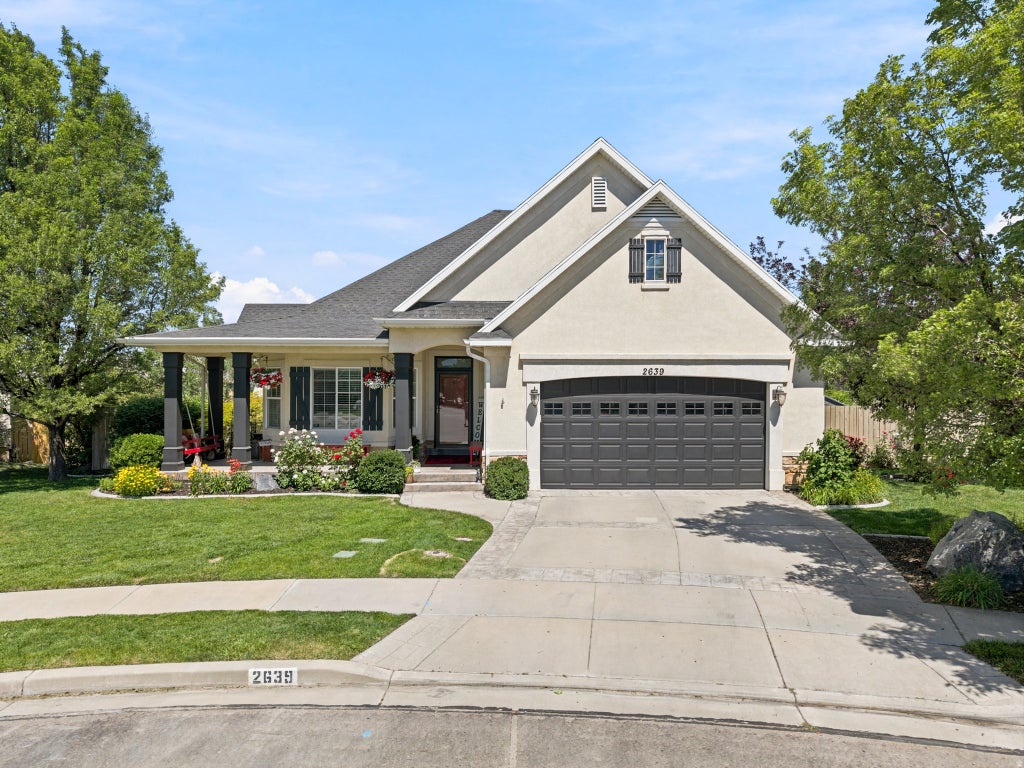 Photo of 2639 W PEBBLE CREEK LN N, Lehi, UT 84043 (MLS # 2166441)