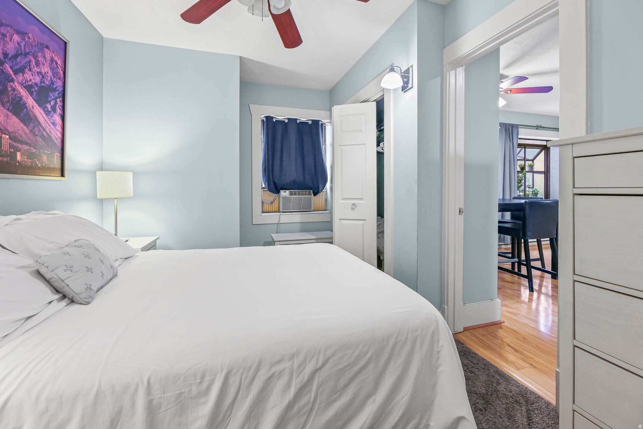 OXFORD MANOR - Residential