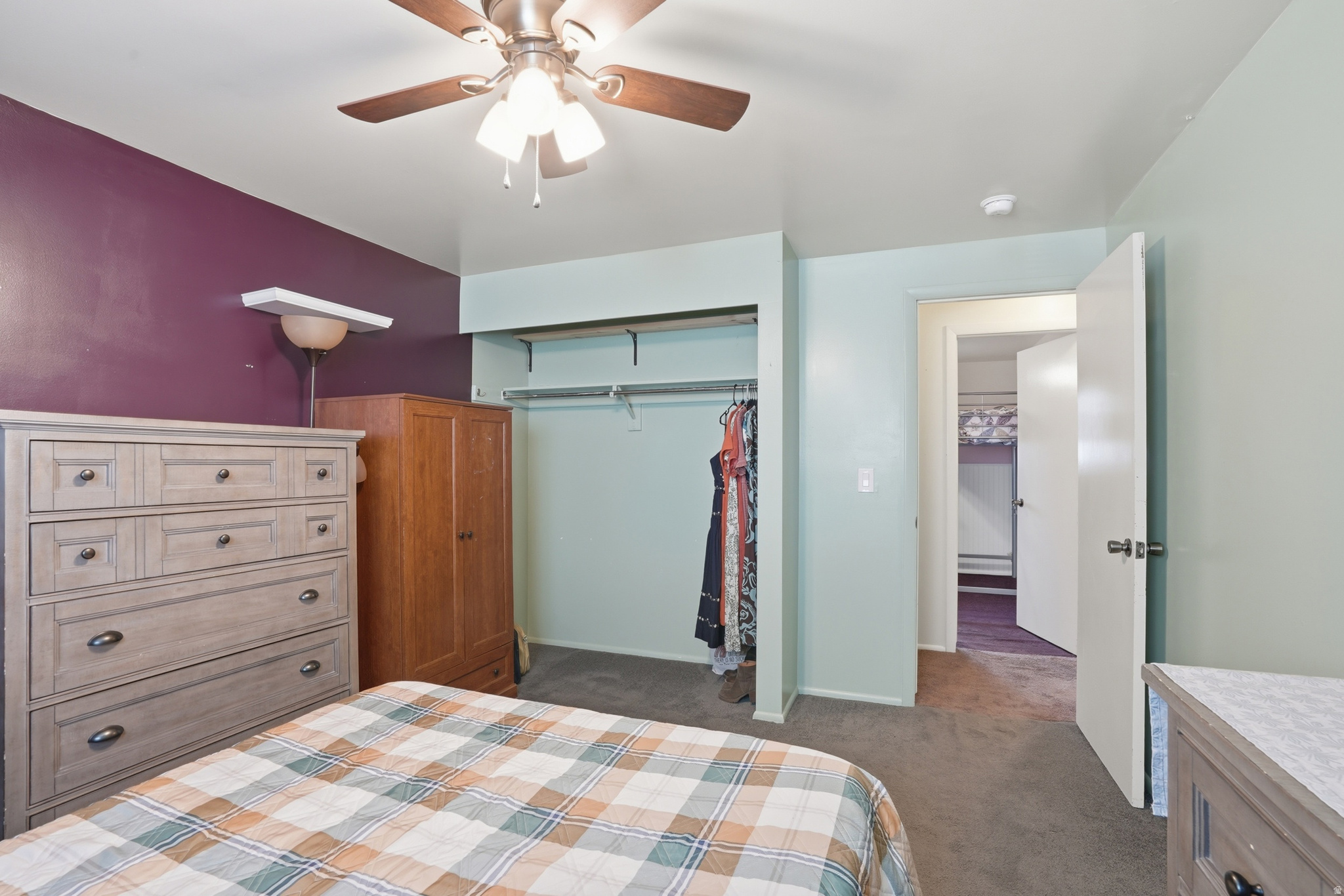 LYNNWOOD ACR - Residential