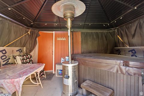 Tiny photo for 5491 JANETTE AVE, West Valley City, UT 84120 (MLS # 2119822)