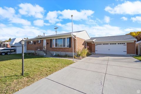 Tiny photo for 5491 JANETTE AVE, West Valley City, UT 84120 (MLS # 2119822)
