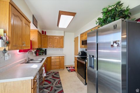 Tiny photo for 5491 JANETTE AVE, West Valley City, UT 84120 (MLS # 2119822)