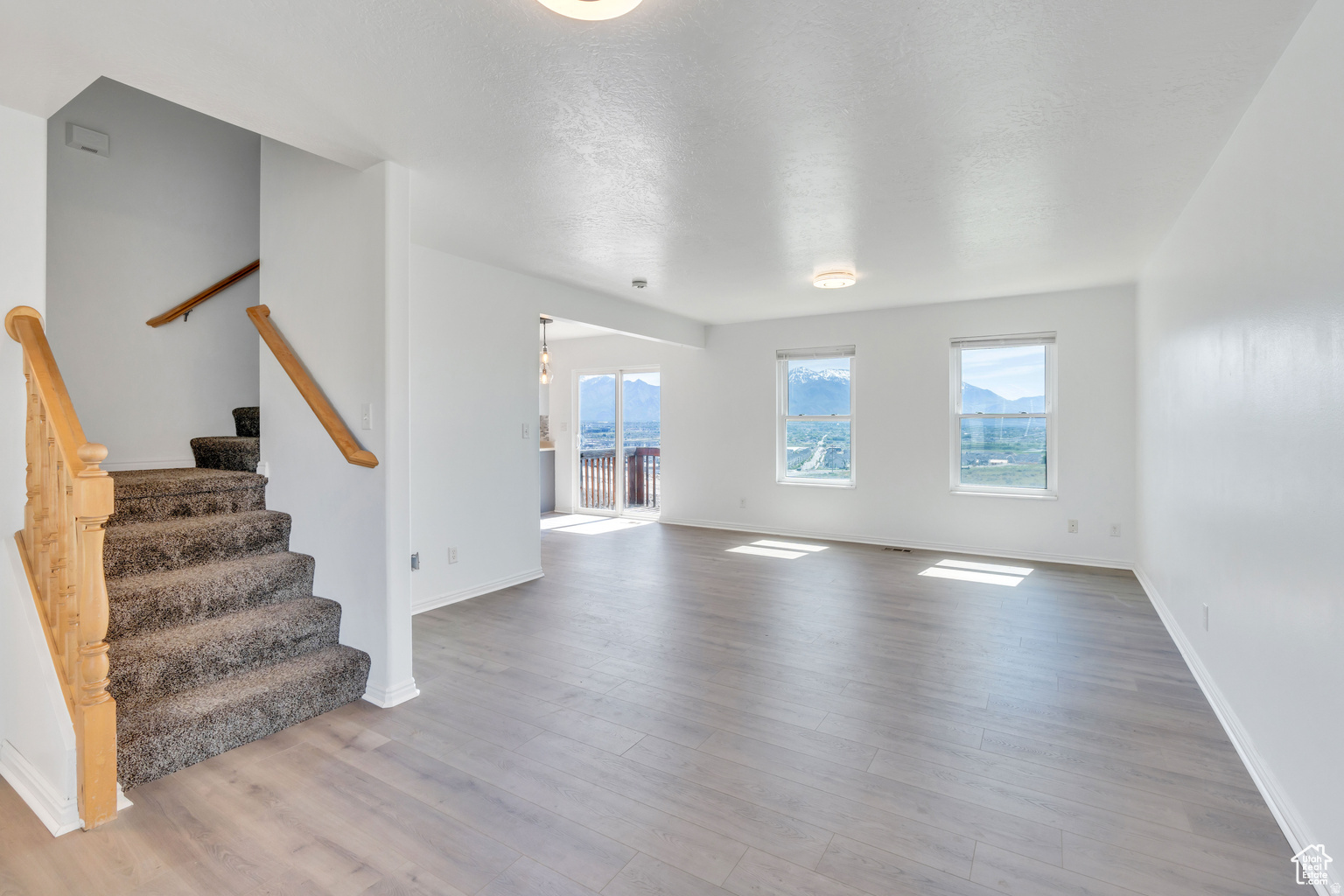 HARVEST HILLS - Residential