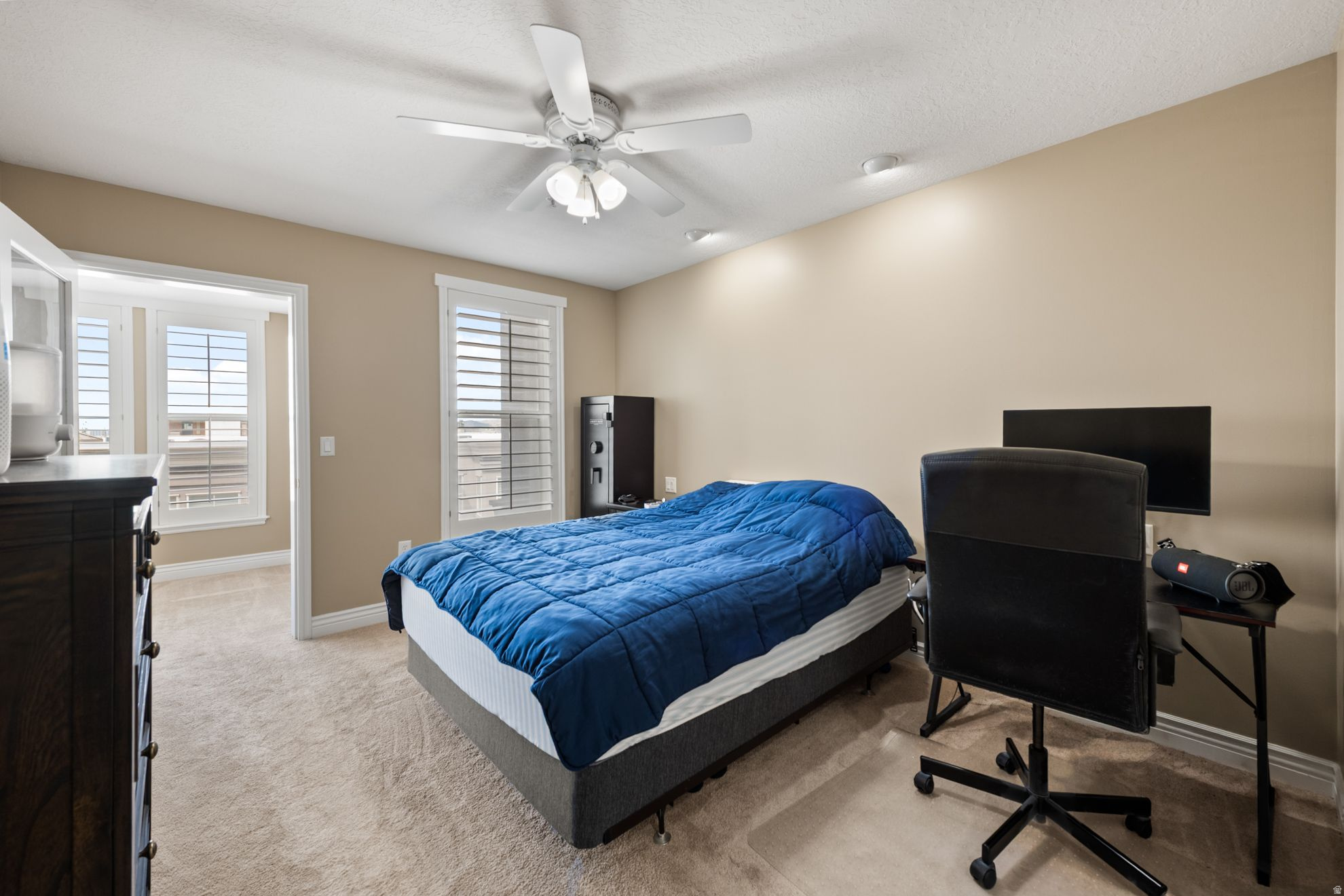 PRESIDENTIAL CLUB - Residential