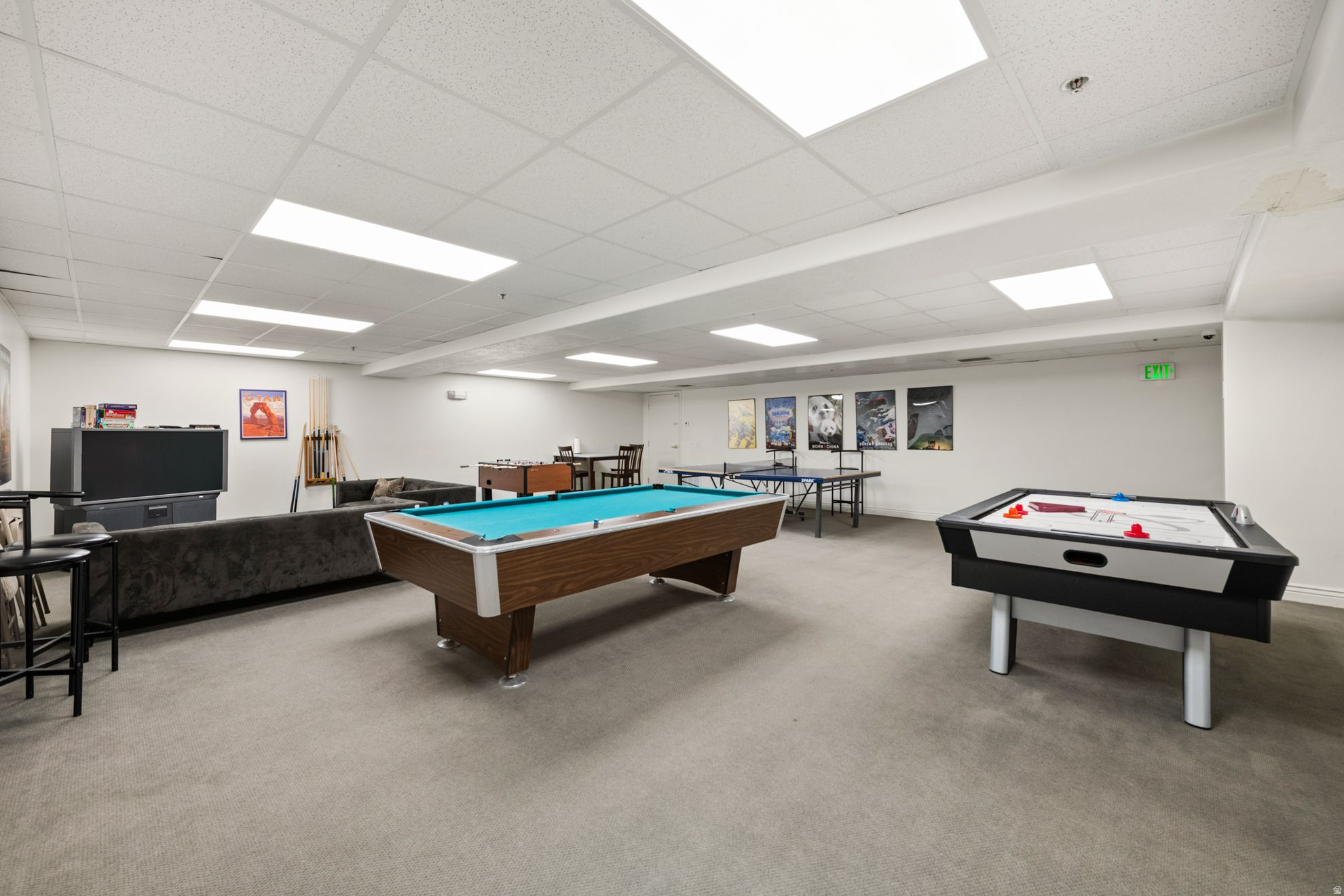 PRESIDENTIAL CLUB - Residential