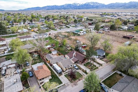 Tiny photo for 325 W PEACH St S, Grantsville, UT 84029 (MLS # 2148725)