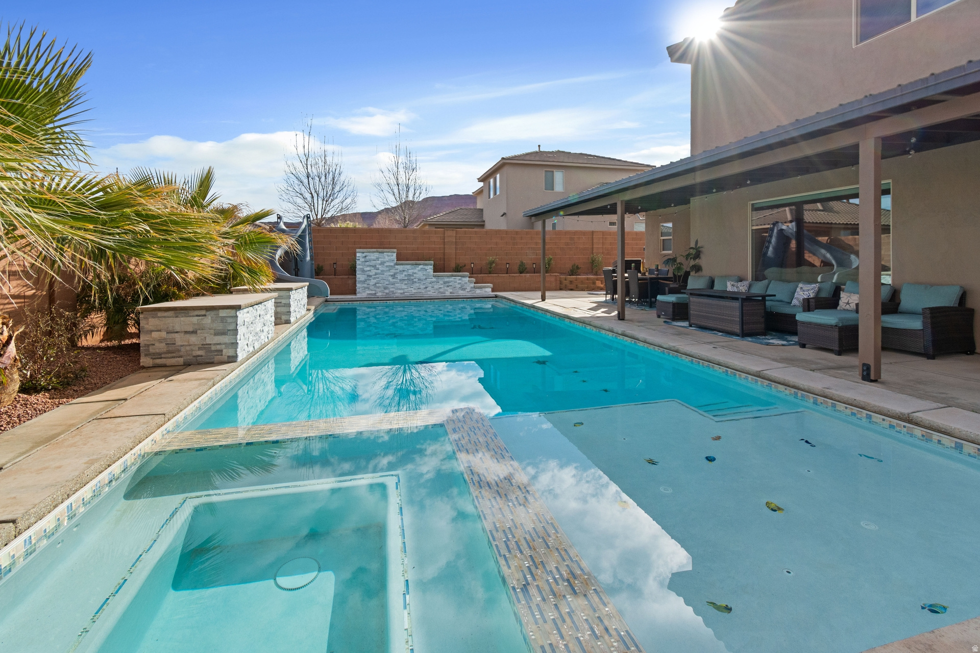 SUGAR PLUM IN THE FIELDS PH 1 - Residential