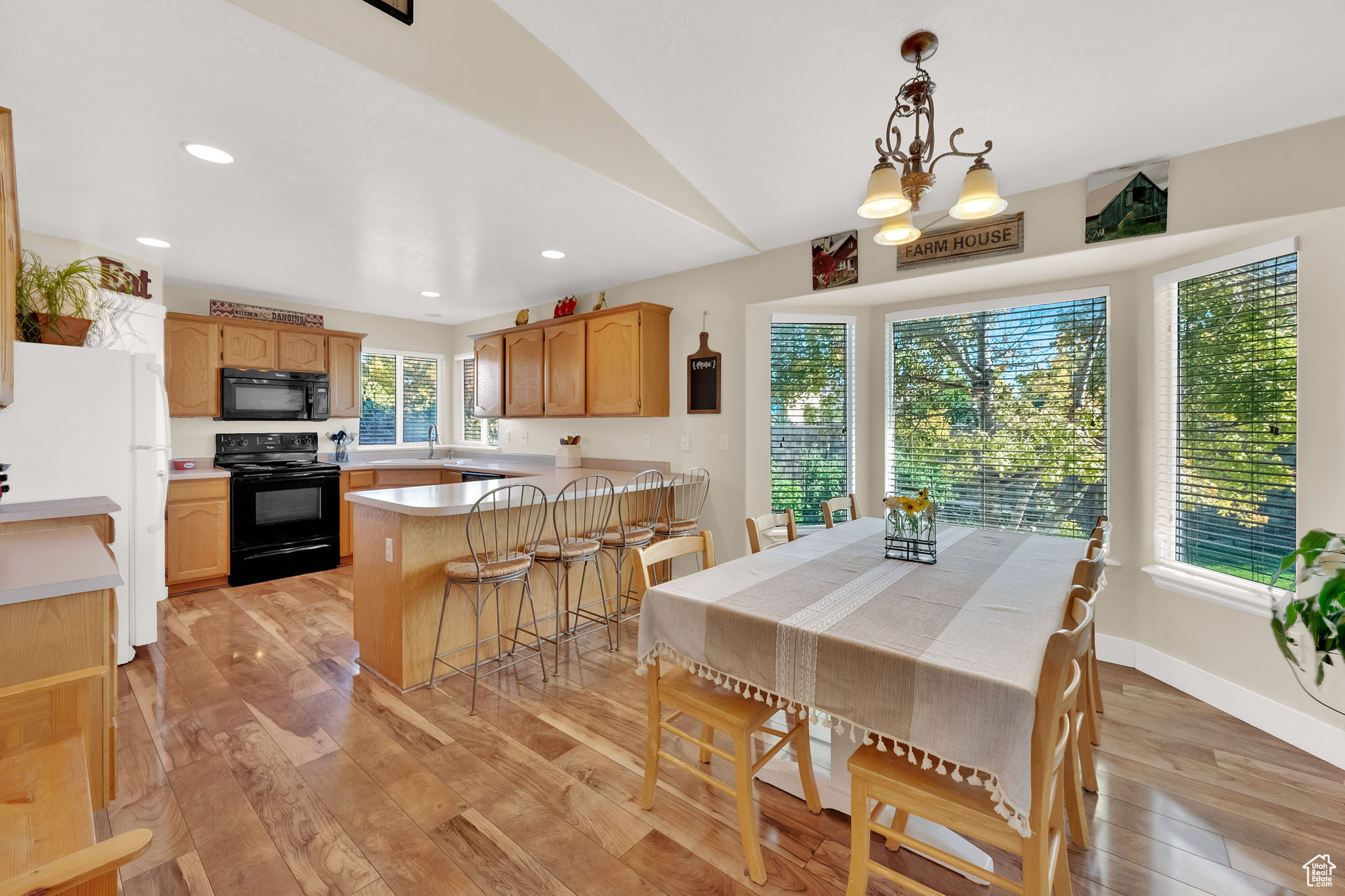 PHEASANT RIDGE - Residential