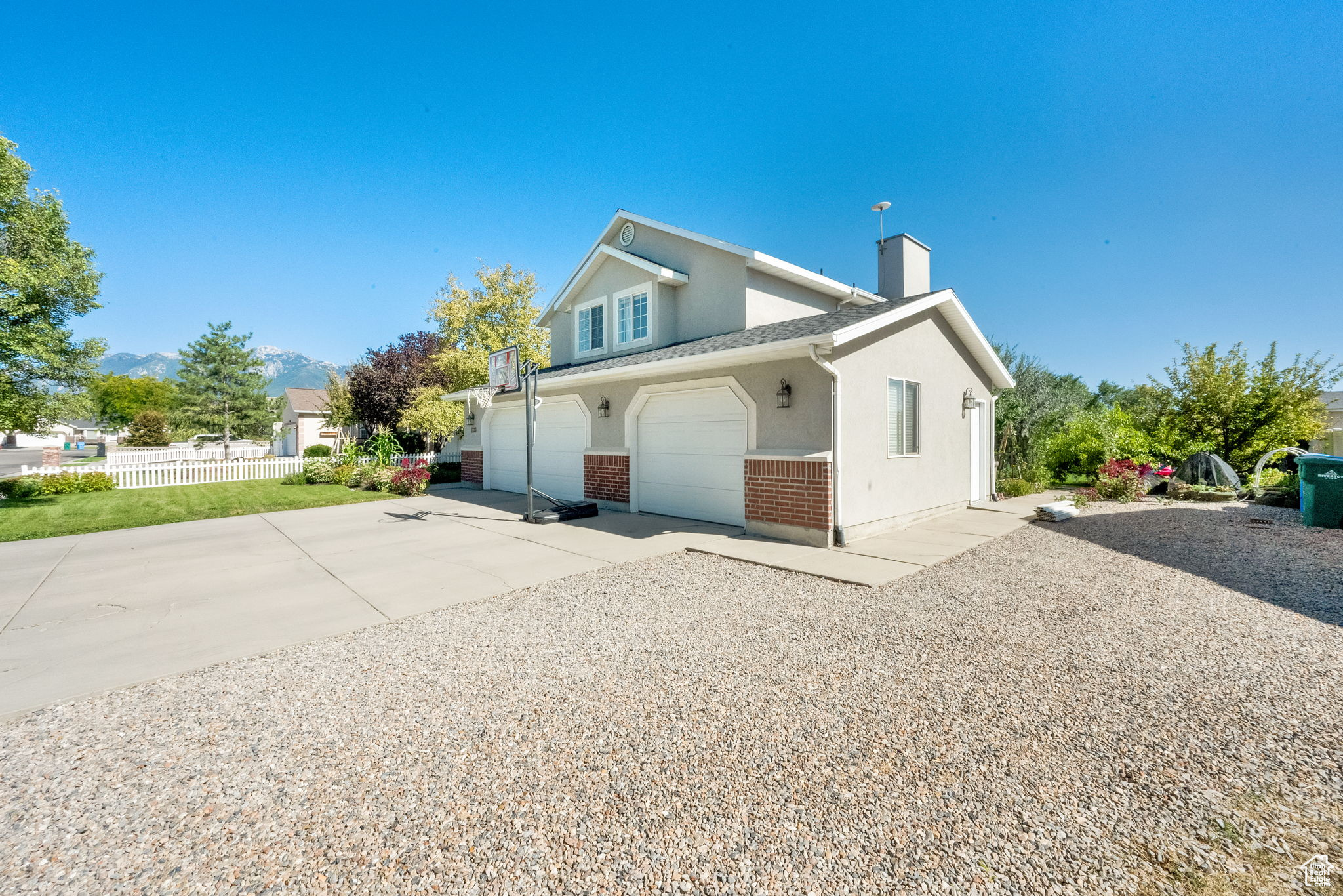PHEASANT RIDGE - Residential