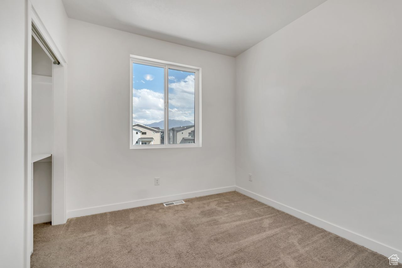 LAKESHORE LANDING - Residential