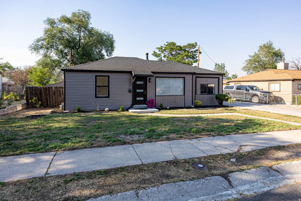 Photo of 4560 W 5540 S, Salt Lake City, UT 84118 (MLS # 2167536)