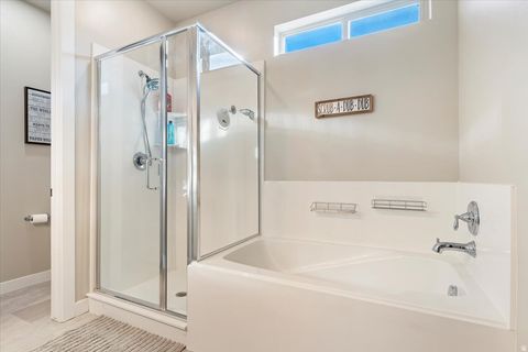 Tiny photo for 552 S 1525 W, Syracuse, UT 84075 (MLS # 2126441)