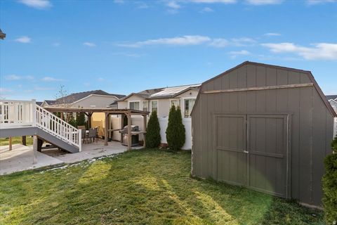Tiny photo for 552 S 1525 W, Syracuse, UT 84075 (MLS # 2126441)