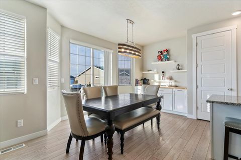 Tiny photo for 552 S 1525 W, Syracuse, UT 84075 (MLS # 2126441)