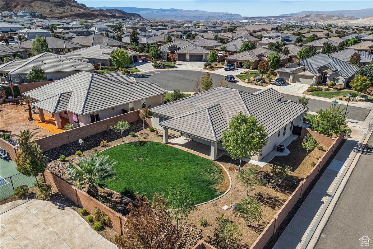 ELMWOOD ESTATES PH 1 - Residential