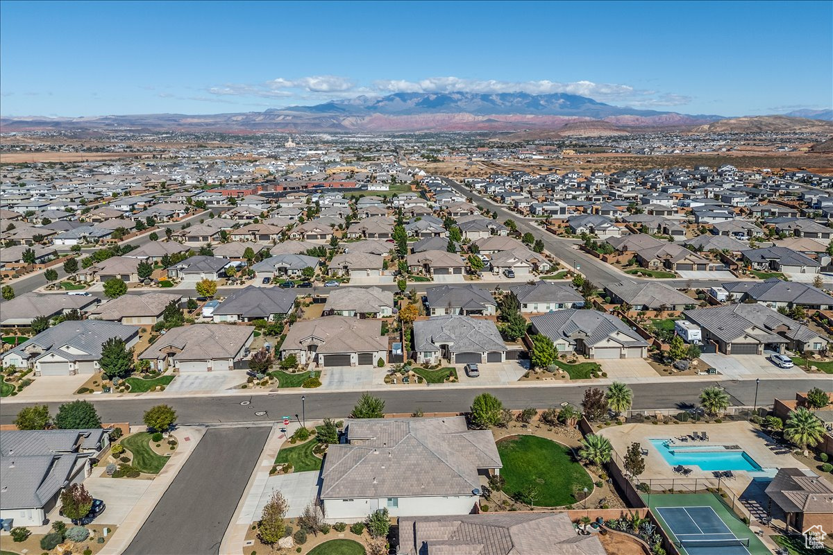 ELMWOOD ESTATES PH 1 - Residential