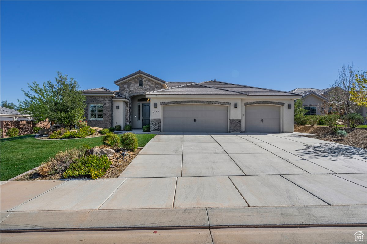 ELMWOOD ESTATES PH 1 - Residential